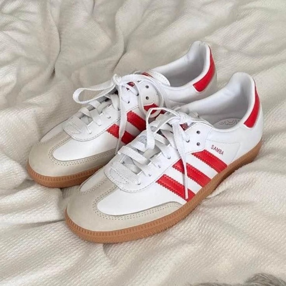 Adidas Samba Shoes in Solar Red - Picture 3 of 11